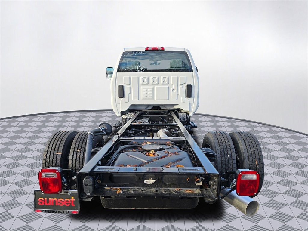 2024 Chevrolet Silverado 4500 HD Work Truck