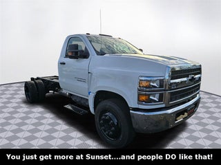 2024 Chevrolet Silverado 4500 HD Work Truck
