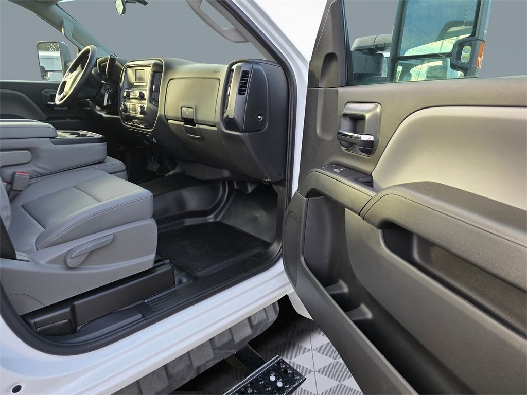 2024 Chevrolet Silverado 4500 HD Work Truck