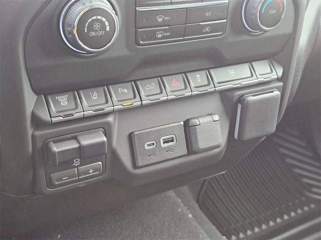 2025 Chevrolet Silverado 2500 HD Custom