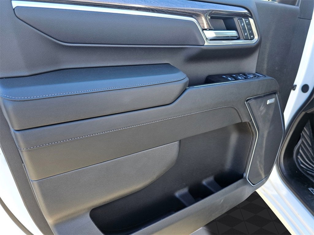 2025 Chevrolet Silverado 3500 HD LTZ