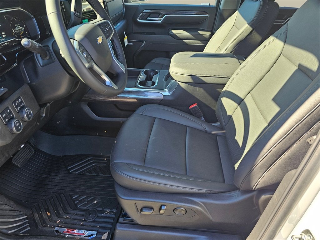 2025 Chevrolet Silverado 3500 HD LTZ