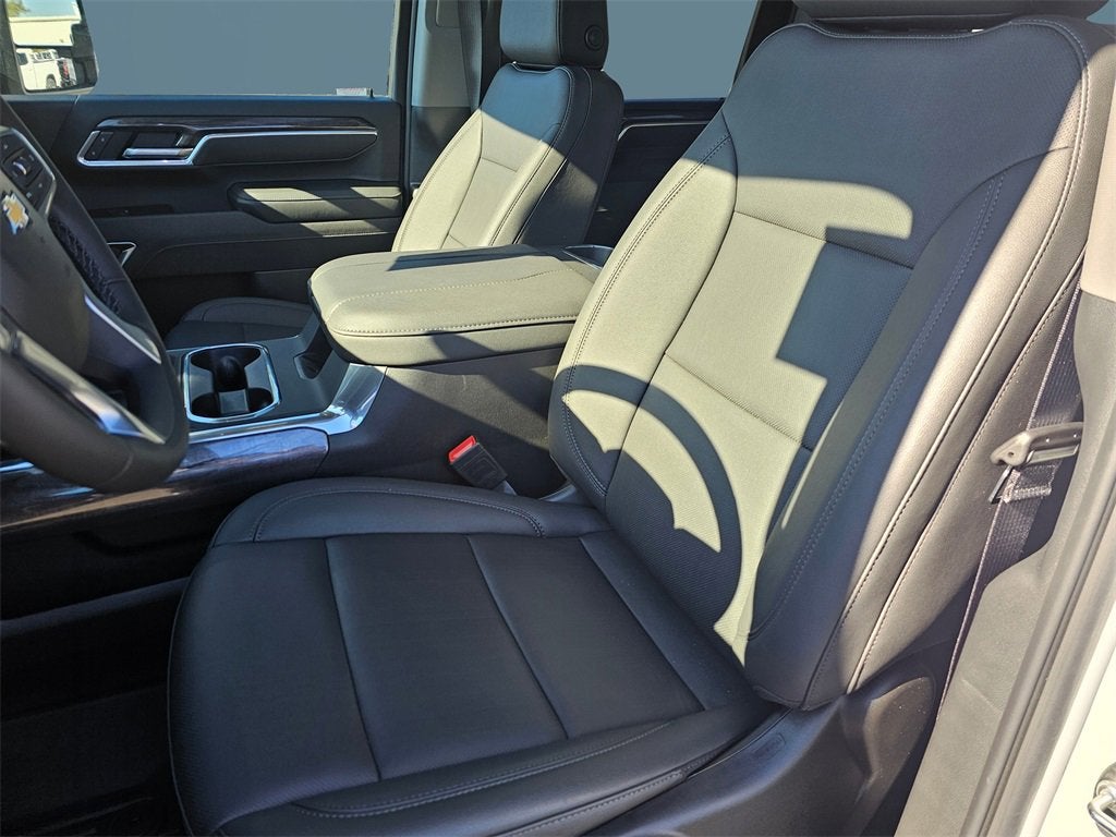 2025 Chevrolet Silverado 3500 HD LTZ