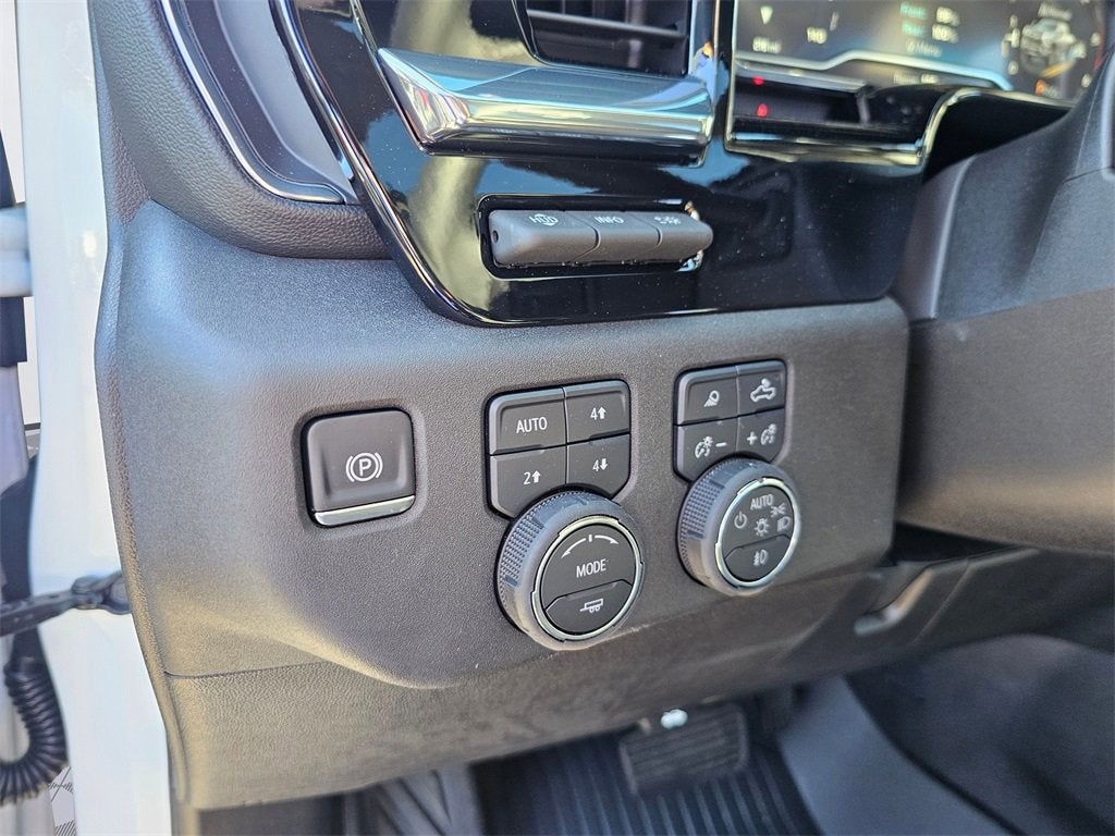 2025 Chevrolet Silverado 3500 HD LTZ