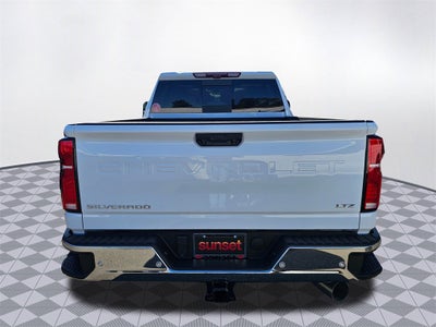 2025 Chevrolet Silverado 3500 HD LTZ