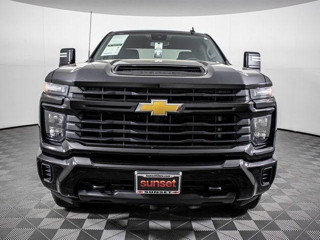 2024 Chevrolet Silverado 2500 HD Custom