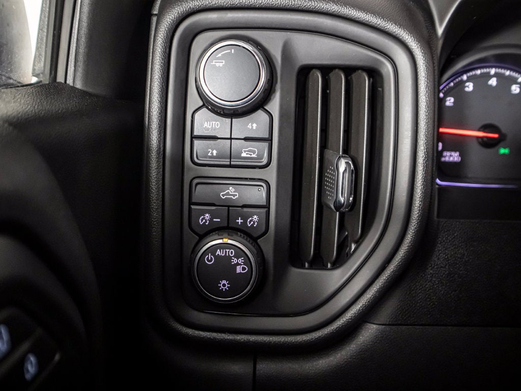 2020 Chevrolet Silverado 1500 Custom