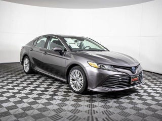 2020 Toyota Camry Hybrid XLE