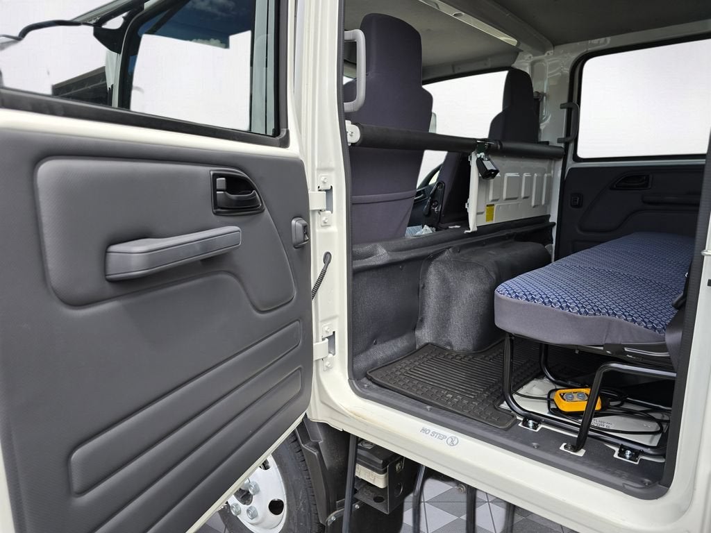 2024 Chevrolet Low Cab Forward 3500 HG Base