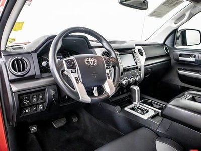 2018 Toyota Tundra 4WD SR5