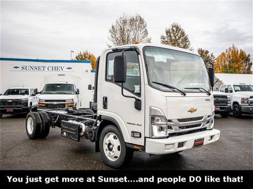 2024 Chevrolet Low Cab Forward 4500 XD Base