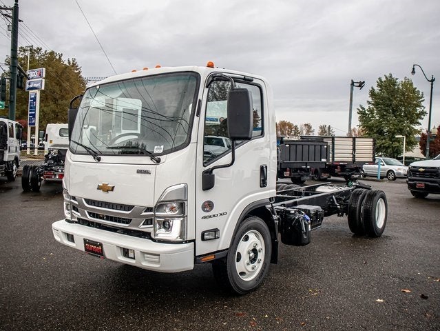 2024 Chevrolet Low Cab Forward 4500 XD Base