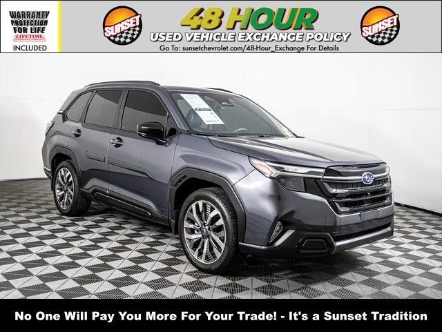 2025 Subaru Forester Touring's photo