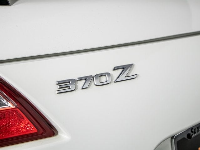 2017 Nissan 370Z 2DR CPE MT