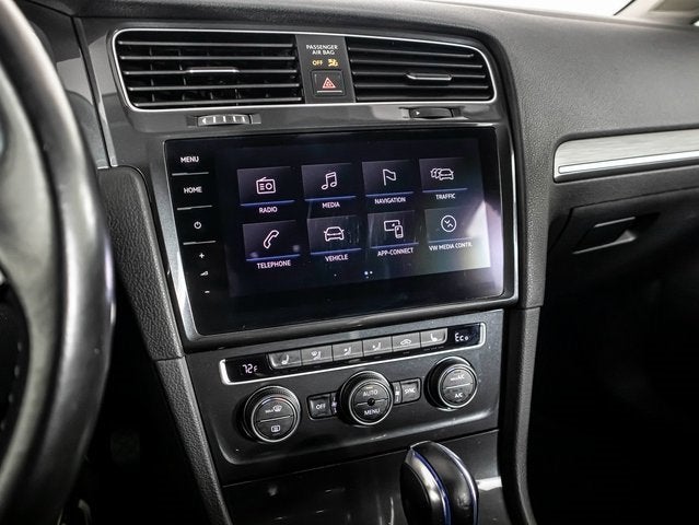 2018 Volkswagen e-Golf SEL Premium