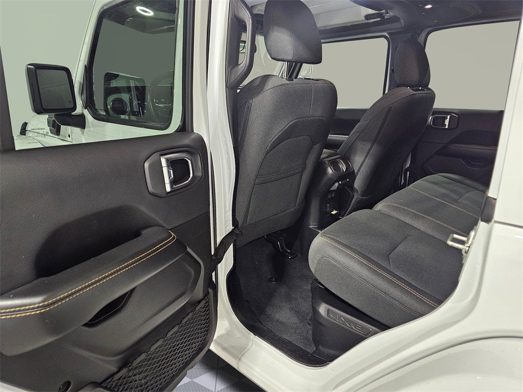 2024 Jeep Wrangler Sahara 4xe