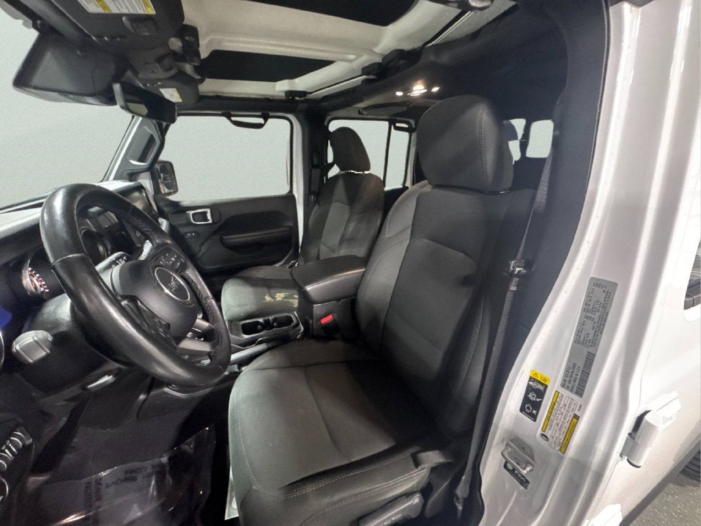 2021 Jeep Gladiator Willys