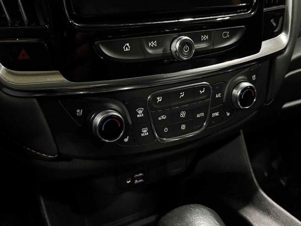 2021 Chevrolet Traverse Premier
