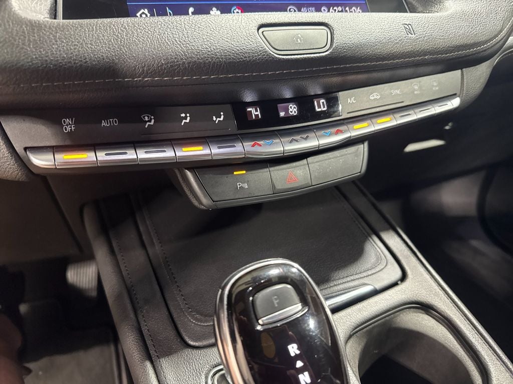 2020 Cadillac XT4 Premium Luxury