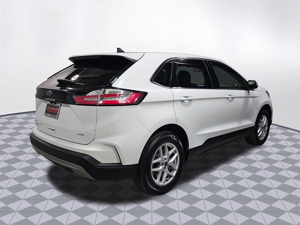 2022 Ford Edge SEL