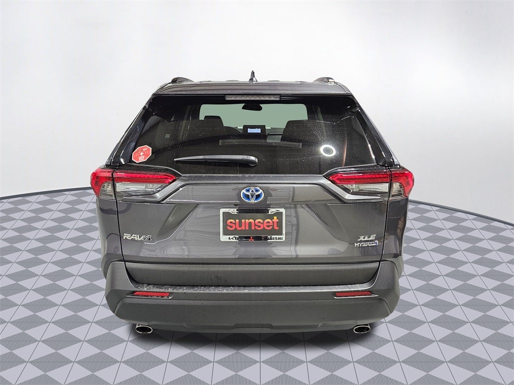 2020 Toyota RAV4 Hybrid XLE