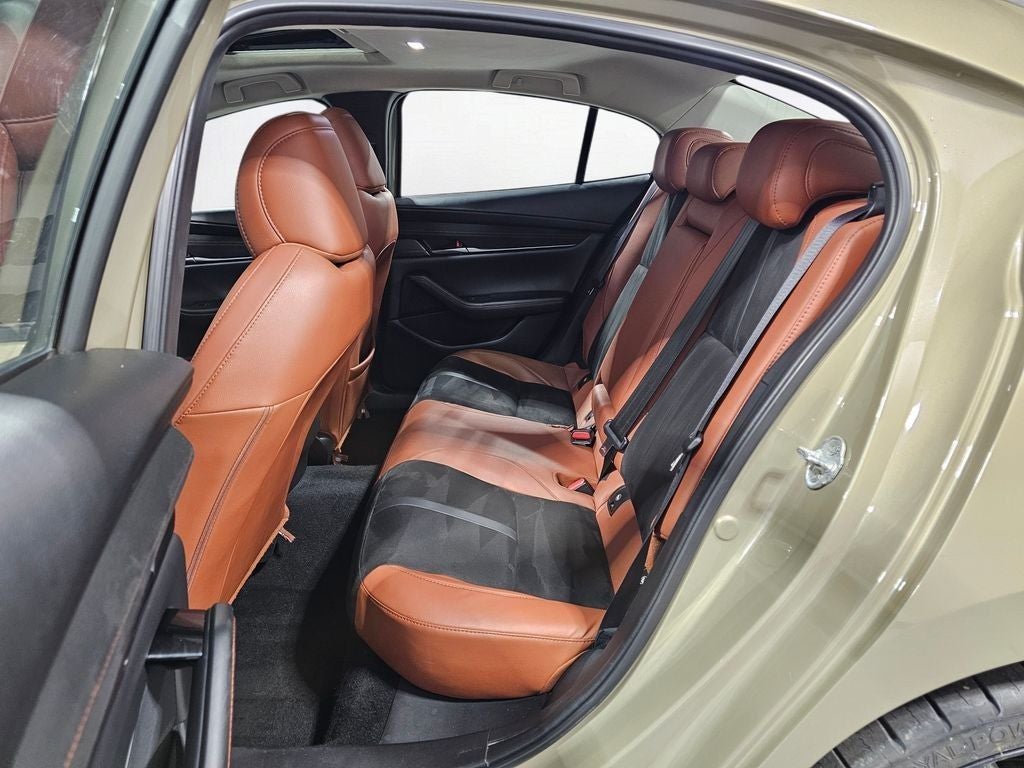 2024 Mazda Mazda3 2.5 Carbon Turbo