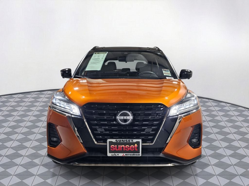 2023 Nissan Kicks SR