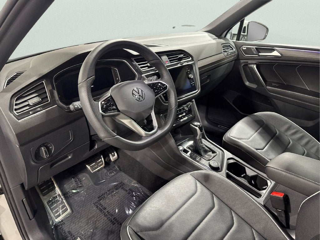 2024 Volkswagen Tiguan 2.0T SEL R-Line