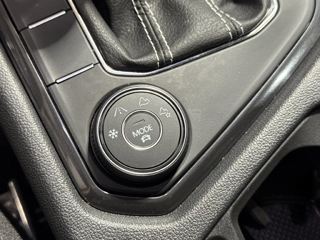 2024 Volkswagen Tiguan 2.0T SEL R-Line
