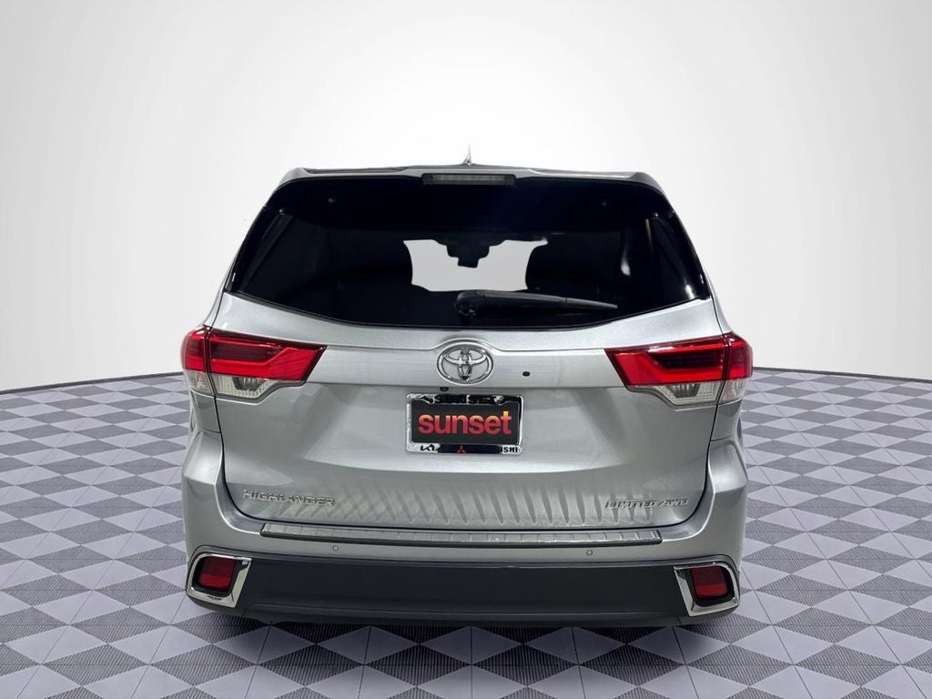 2017 Toyota Highlander Limited