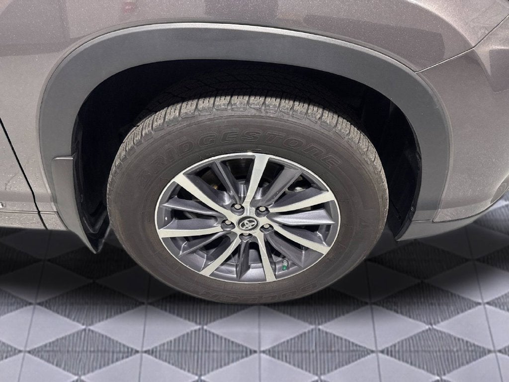 2017 Toyota Highlander Hybrid XLE