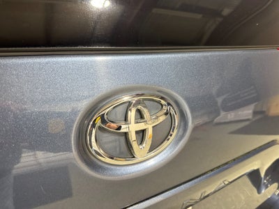 2017 Toyota Sienna LE 8 Passenger