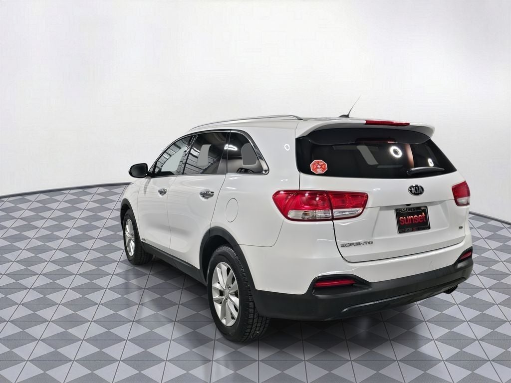 2017 Kia Sorento LX