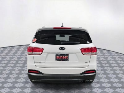 2017 Kia Sorento LX