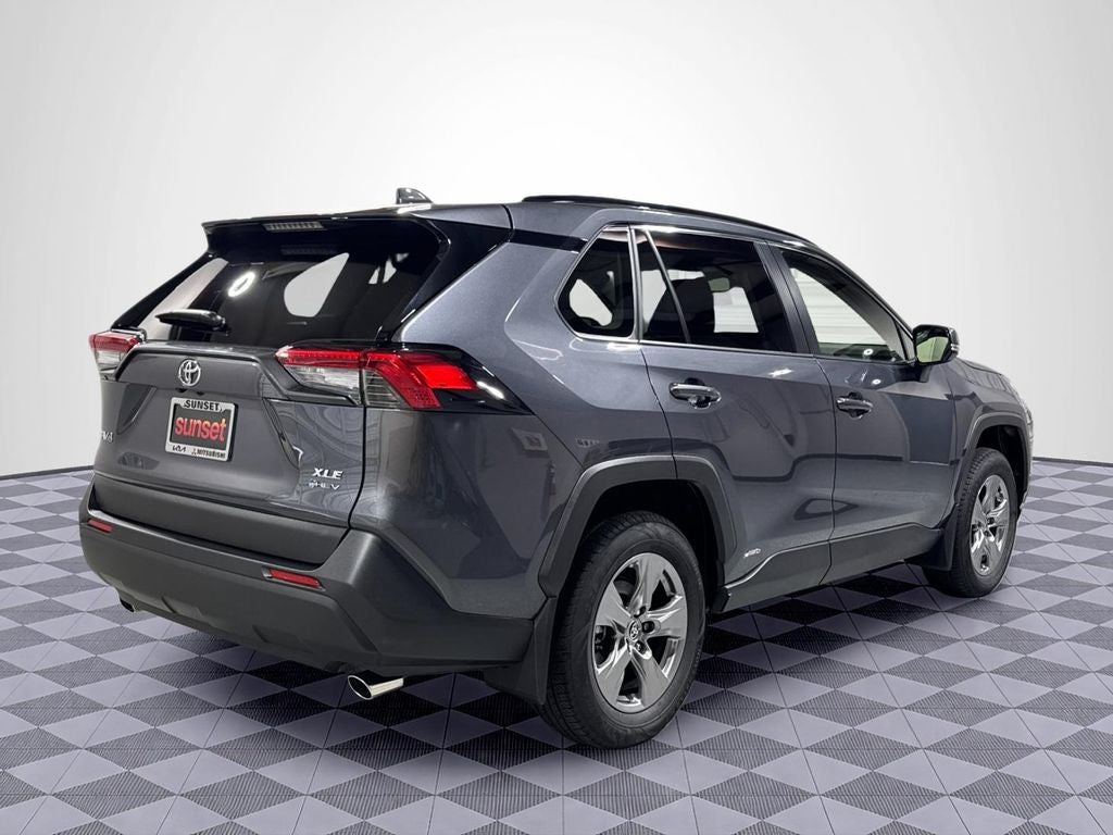 2025 Toyota RAV4 Hybrid XLE