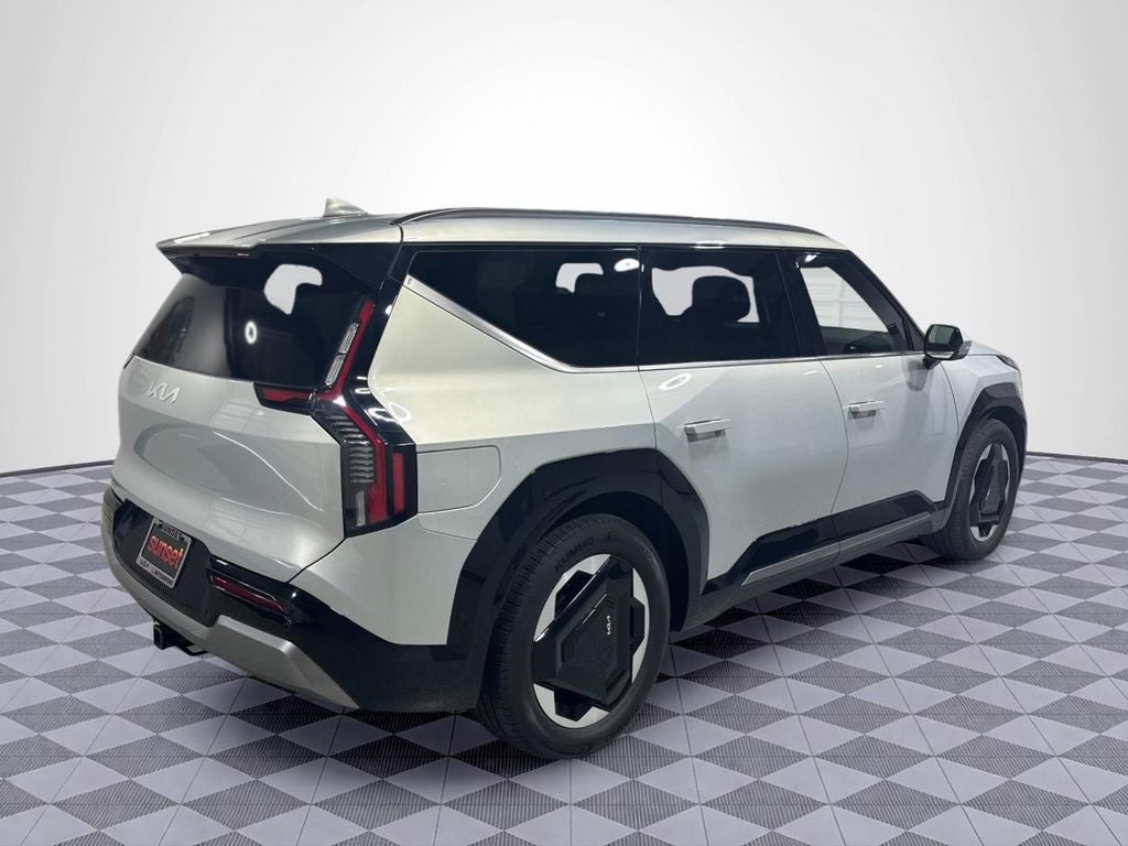 2024 Kia EV9 Land
