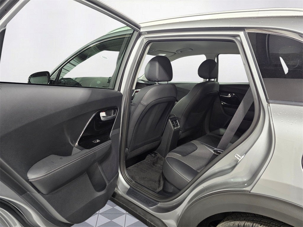 2022 Kia Niro Plug-In Hybrid EX