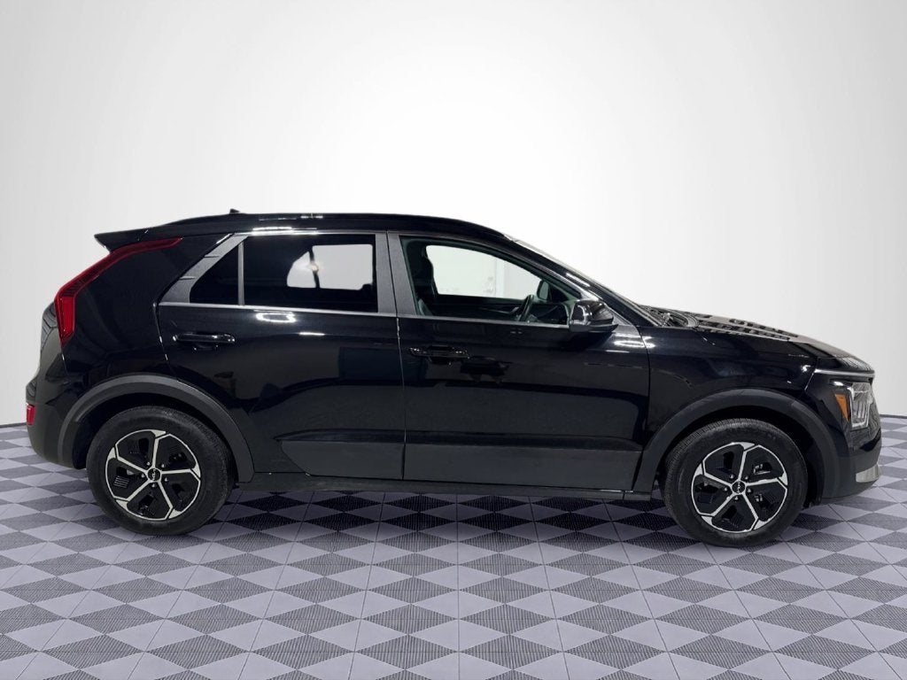 2025 Kia Niro Plug-In Hybrid EX