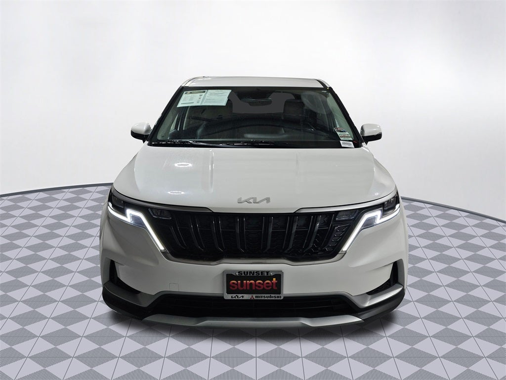 2024 Kia Carnival LX