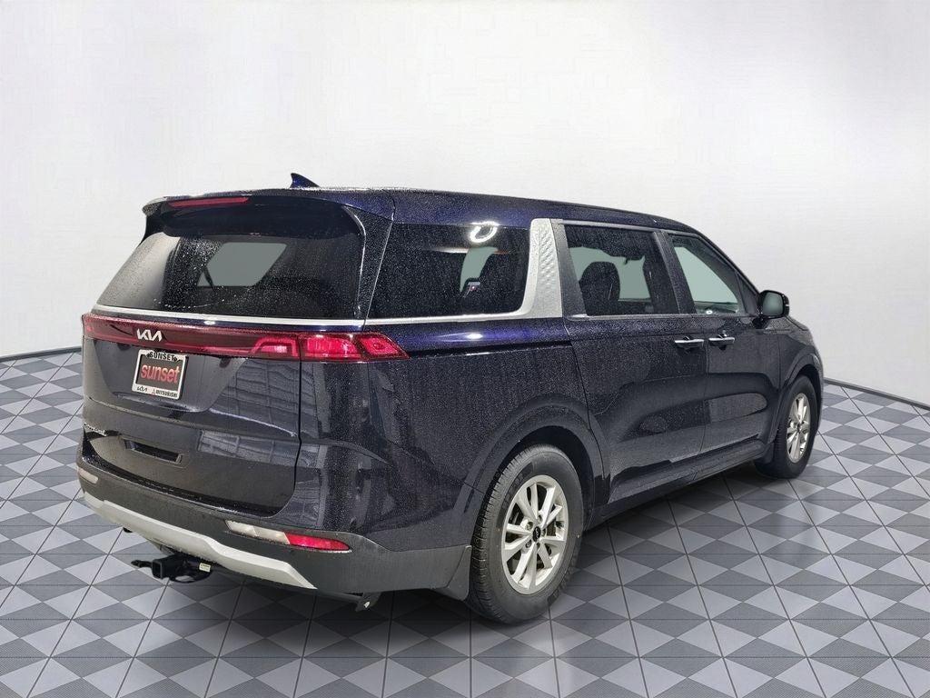 2022 Kia Carnival LX