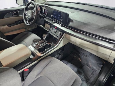 2022 Kia Carnival LX
