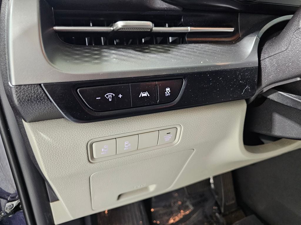 2022 Kia Carnival LX