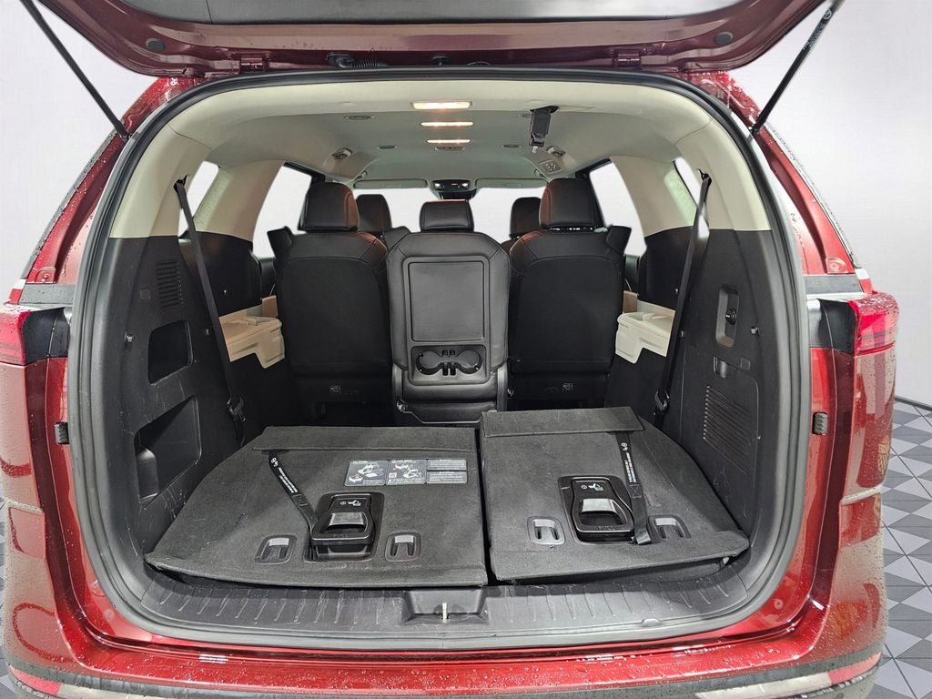 2024 Kia Carnival LX