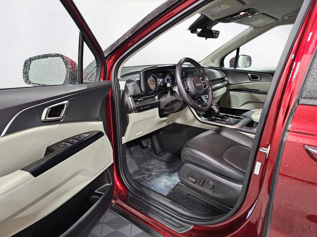 2024 Kia Carnival LX