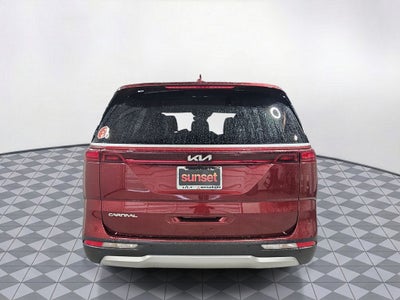 2024 Kia Carnival LX