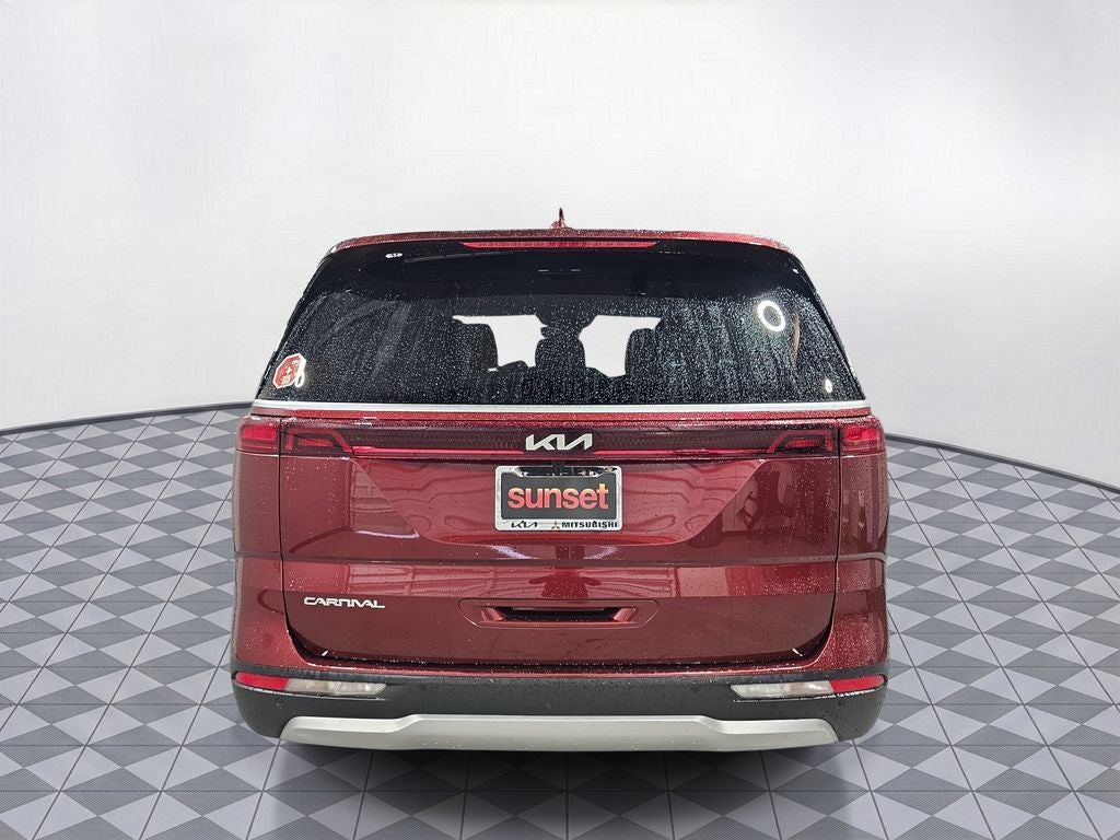 2024 Kia Carnival LX