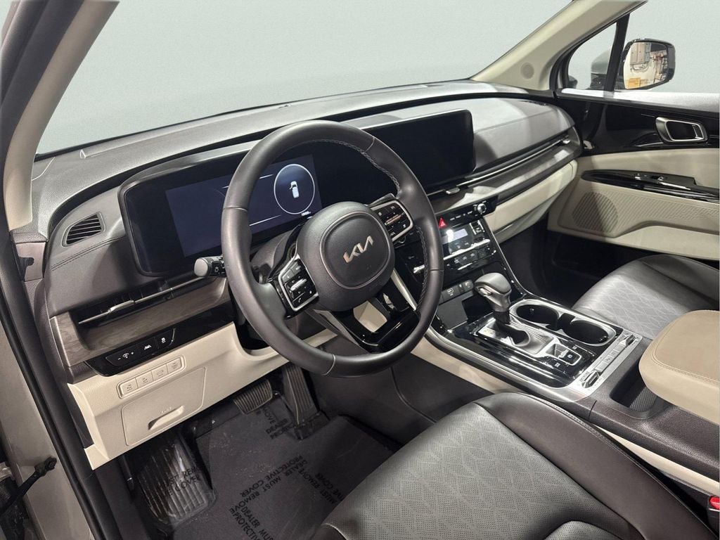 2024 Kia Carnival SX