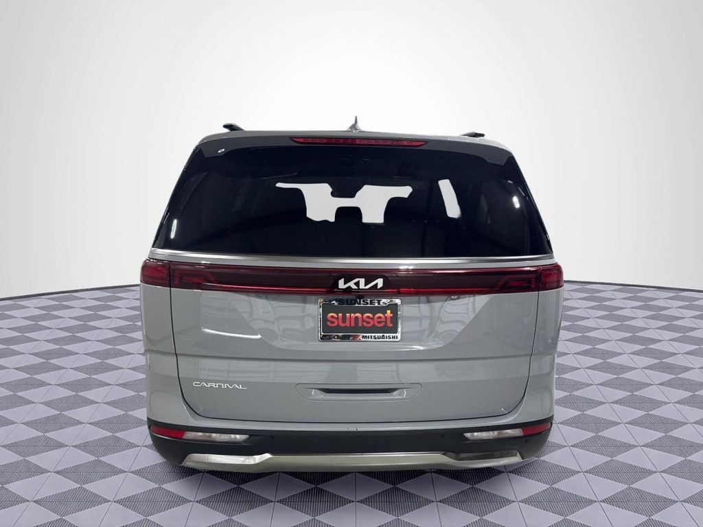 2024 Kia Carnival SX