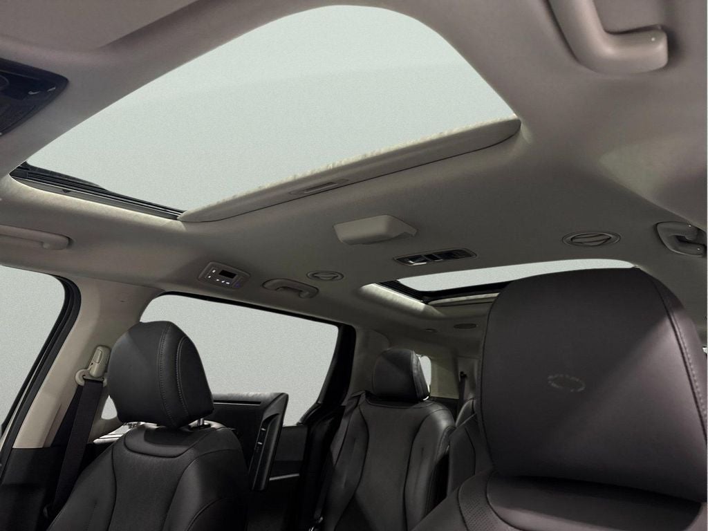 2025 Kia Carnival Hybrid SX