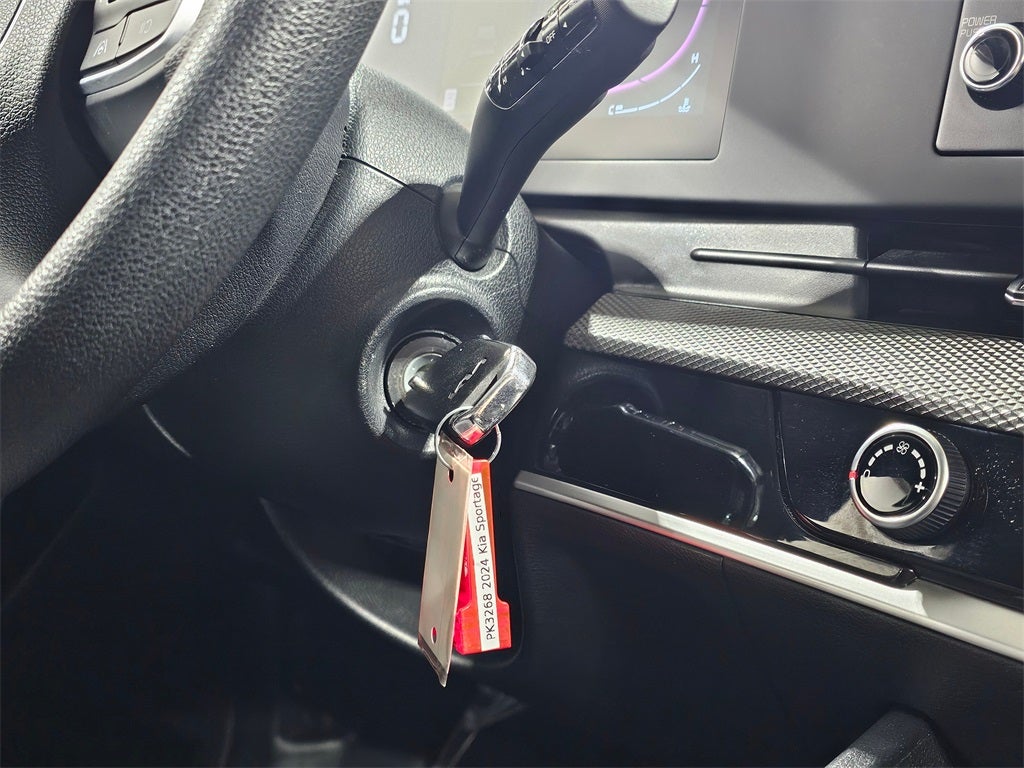 2024 Kia Sportage LX